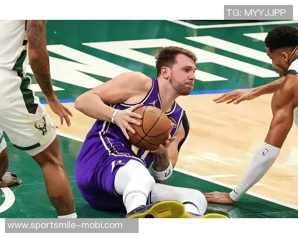 湖人和东契奇曾向雄鹿探询交易字母哥的可能性